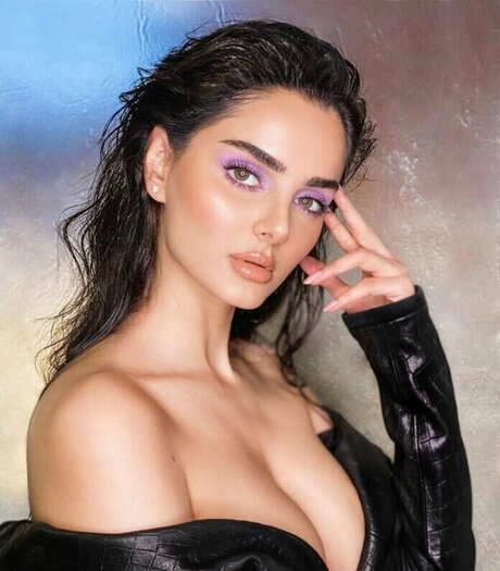 Mahlagha Jaberi pornstar erotic pictures