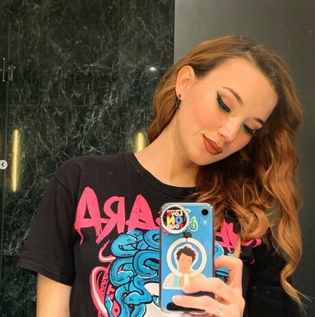 Aria Bedmar sexy actress images