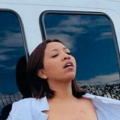 Luz Hernandez pornographic model archive