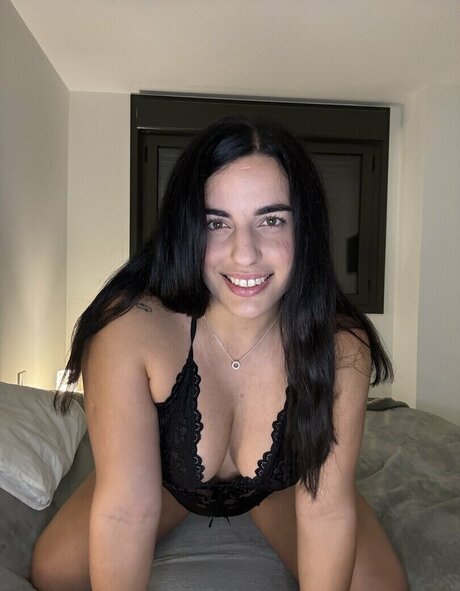 Rosie Cage model free pics