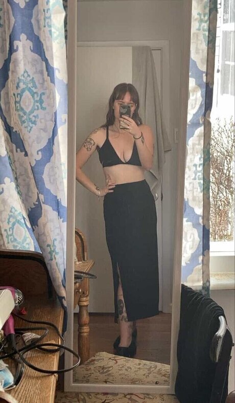 Linda Blair top star image