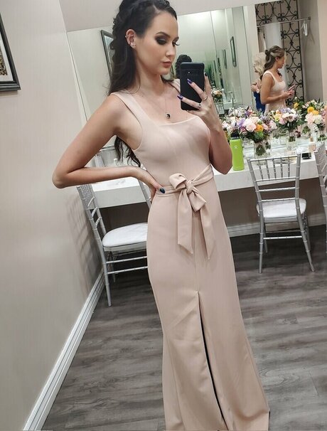 Sydney Watson model hd picture