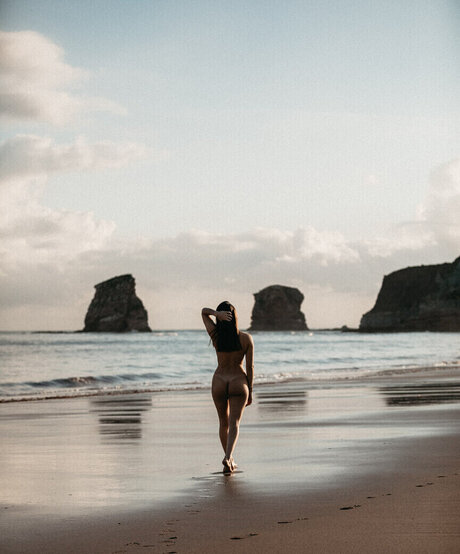 Alohalaia nudes model img