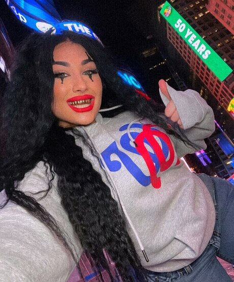 Lord Len hot model picture