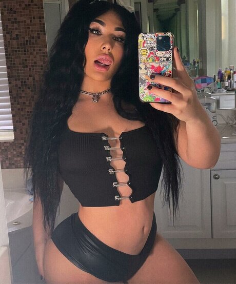 Lord Len nude star img