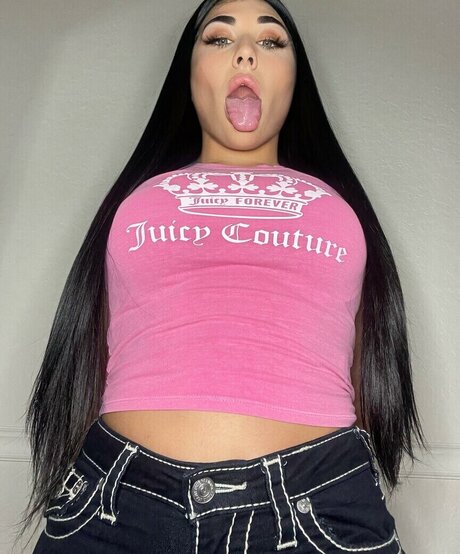 asian brunette onlyfans adult images