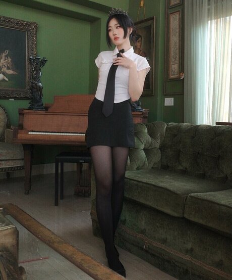 Lo3tus hd actress images