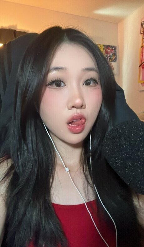 Lo3tus exclusive star photos