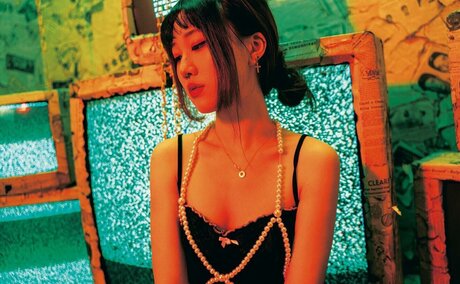 Lo3tus porn model pic