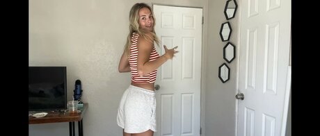 skinny big ass onlyfans hd photos