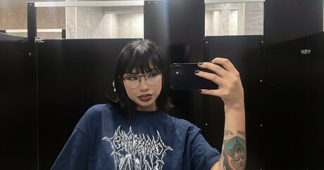 Sarynthia star nice pic