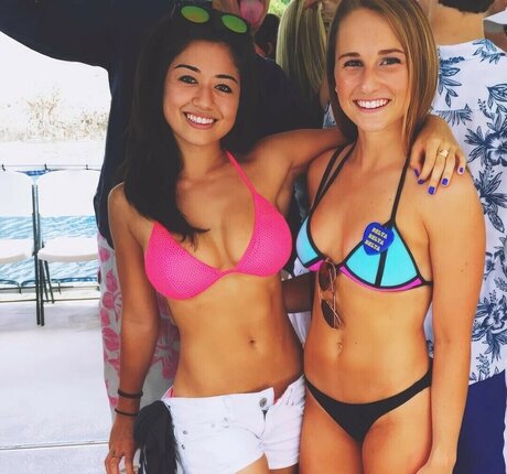 Jennifer Mika naked actress photo