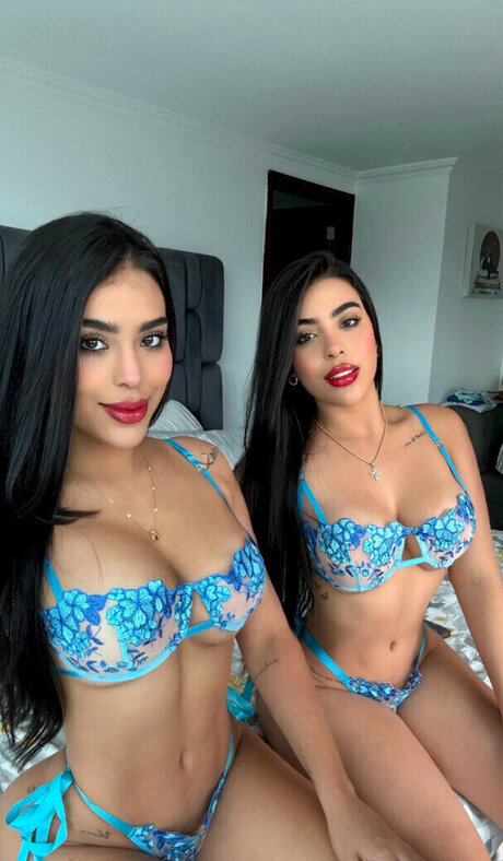 Gemelas A Ello xxx star image