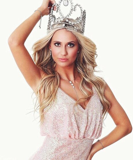 Celine Van Ouytsel pornographic actress pic