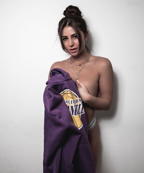 Jasmin Voigt model porn images