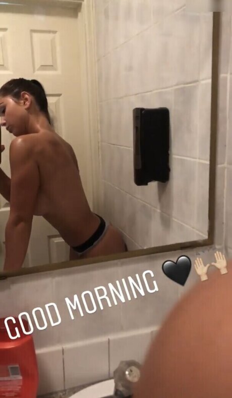 Jasmin Voigt model pretty images