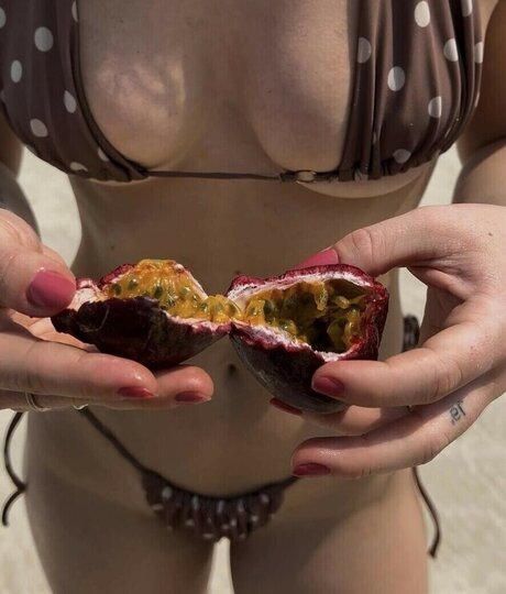 Maja Aleonie pornstar high quality photo