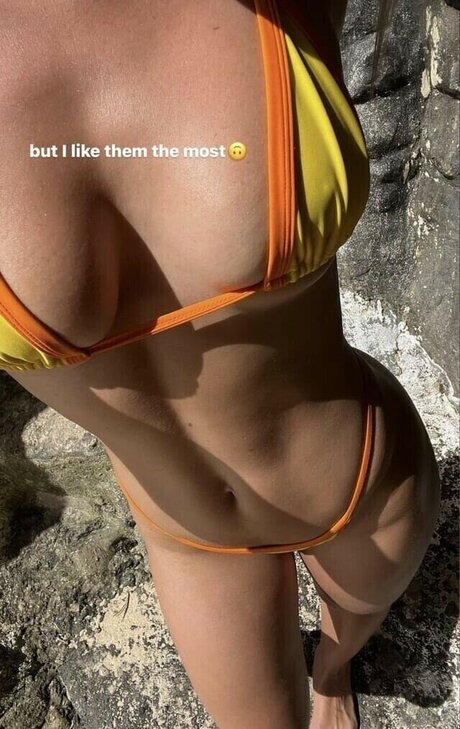 Maja Aleonie pornstar top pictures