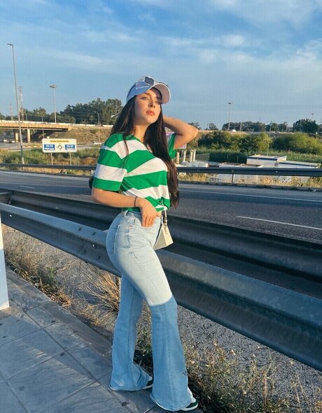 Sabrina Salvatierra perfect model pic