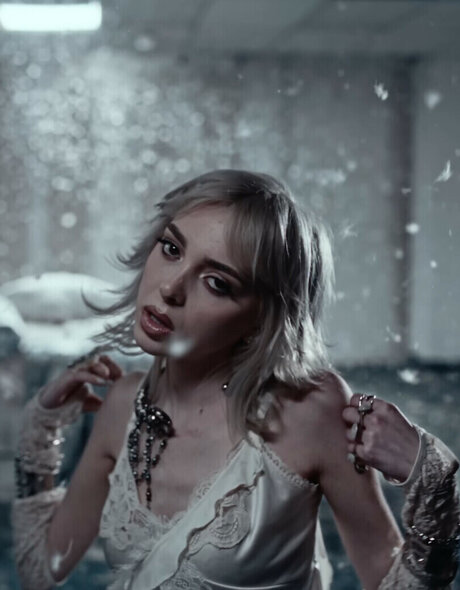 Sophie Powers perfect star img