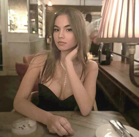 Ekaterina Perova art actress galleries