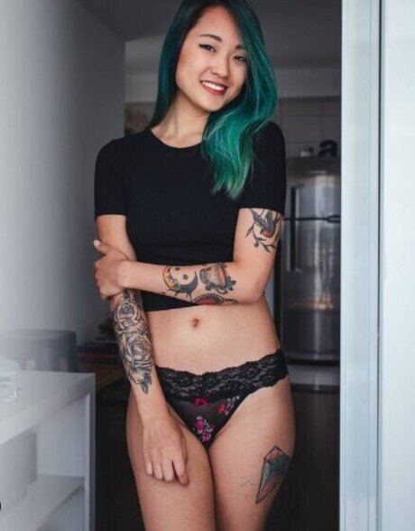 Gabi Lissa naked model picture