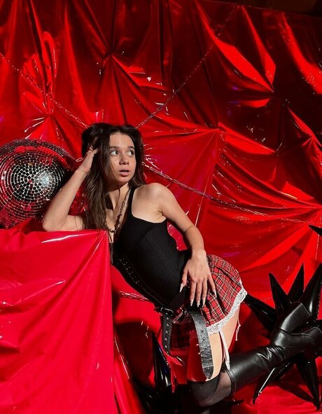 Leytink exclusive actress picture