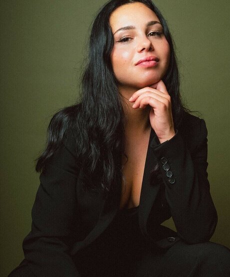 elise cm free pornstar image