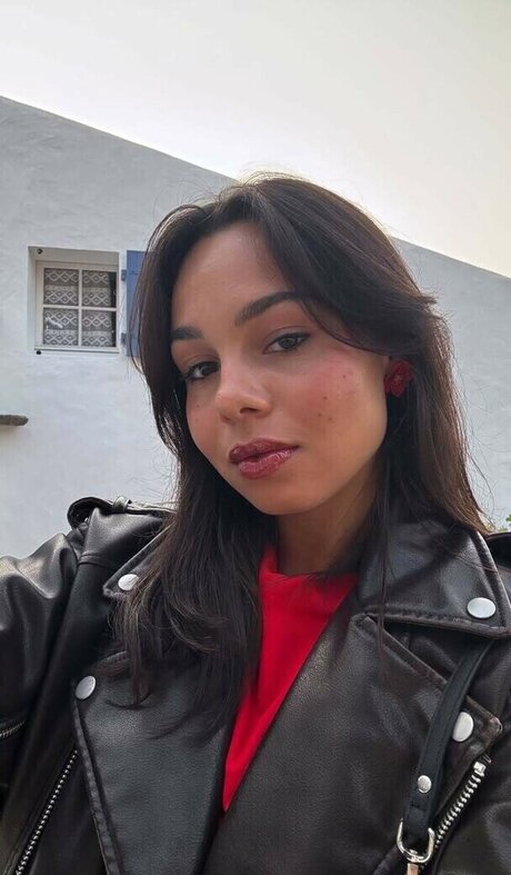 elise cm pornstar art pic