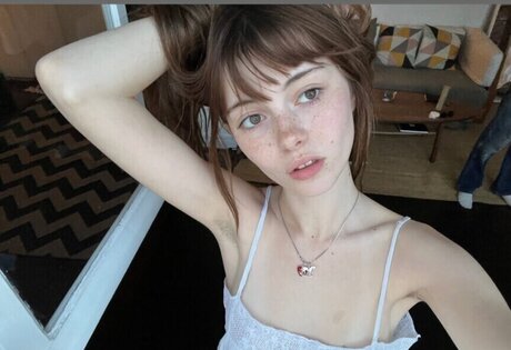 Sephira Lily Street model pretty galleries