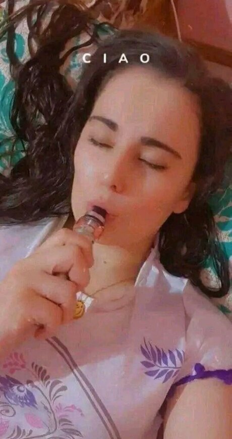 Dounia Stayfia top pornstar pictures