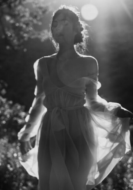 Maud Elena erotic model photos