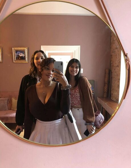 Nakishka pornographic star galleries