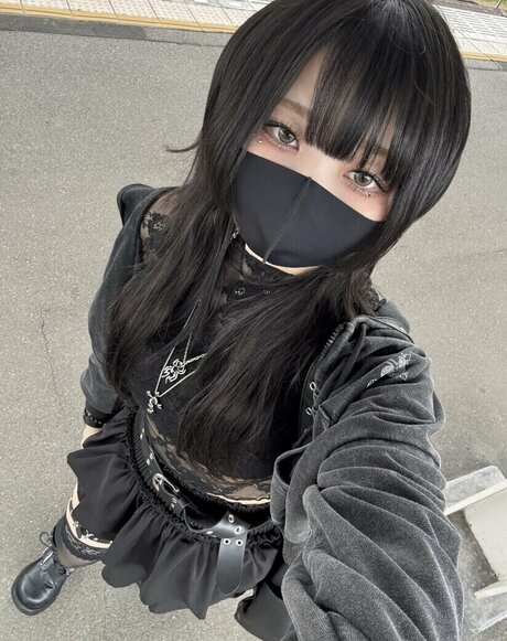 eye shiny model pretty pics