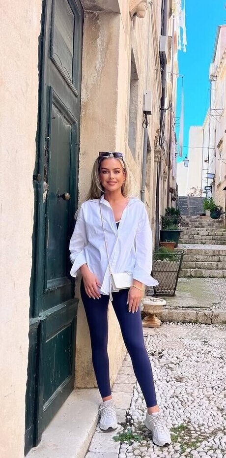 Eilidh Scott model nice galleries