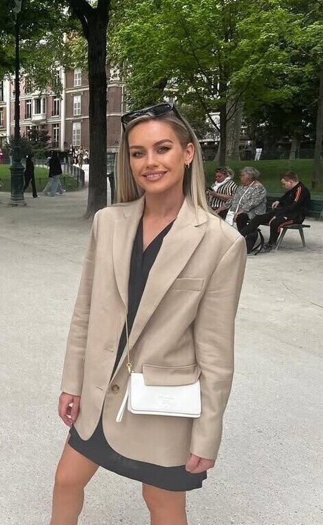 Eilidh Scott star nudes photos