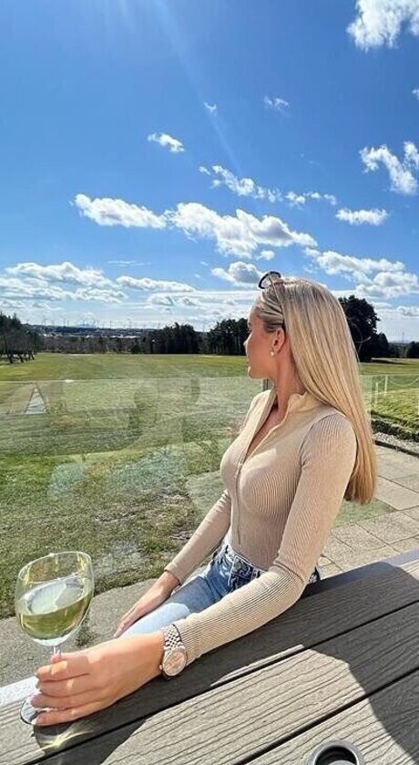 Eilidh Scott pornstar beautiful img