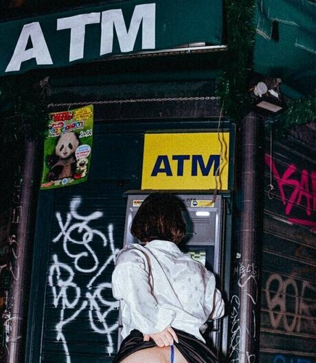 Lara Juice model exclusive images