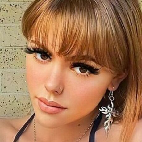 Angebevv sex pornstar pic