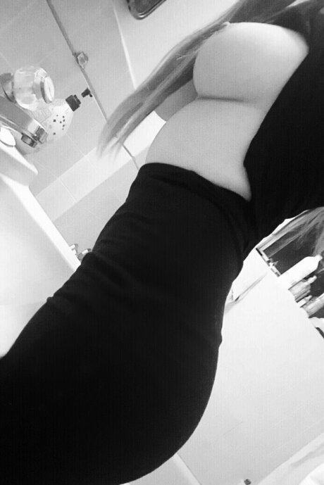 underground onlyfans hot sexy images