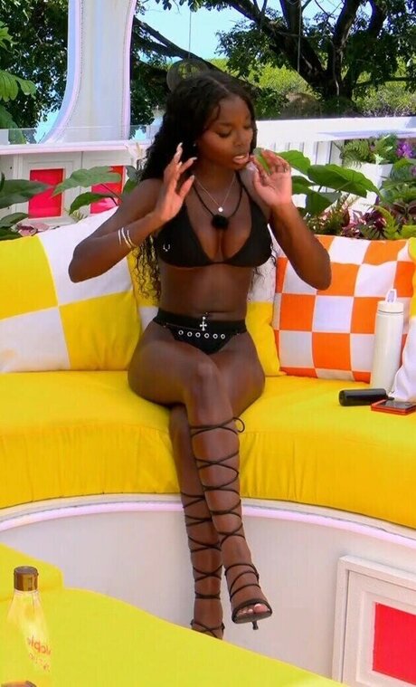 Olandria Carthen pornstar naked photos