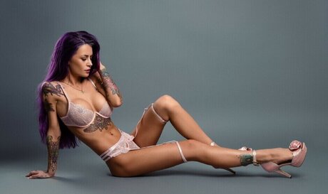 Maria Luna nice model image