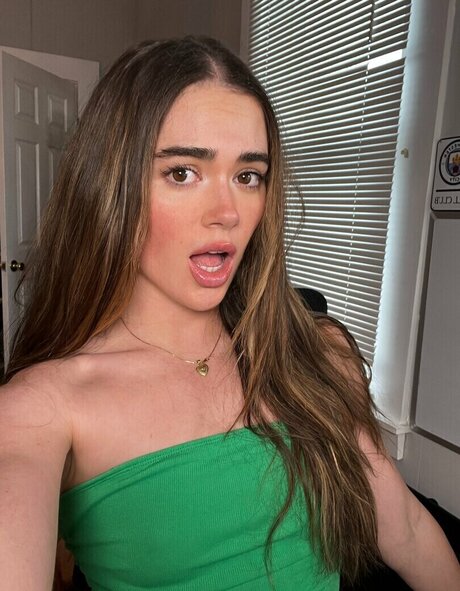 hooters onlyfans hot pictures