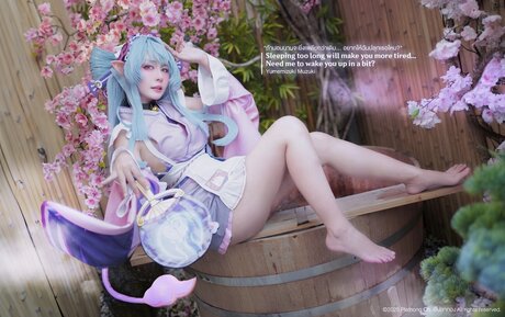 Plathong model hd photo