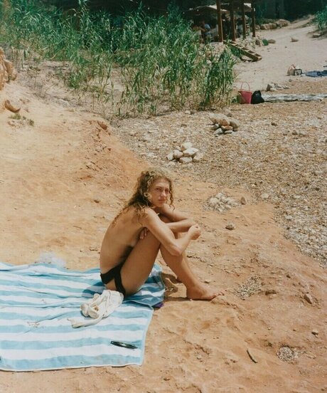 Dorit Revelis model art pics