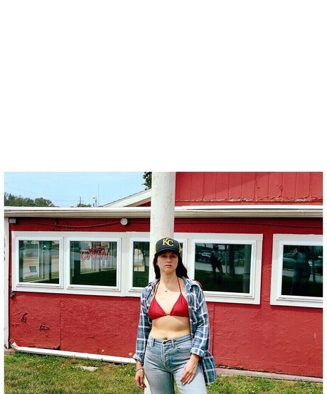 Katie Crutchfield nude model images