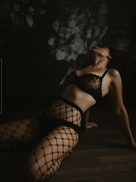 Ashley By Thesea sexy actress photo