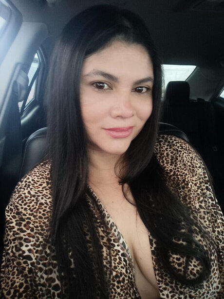 babe brunette onlyfans free nude img