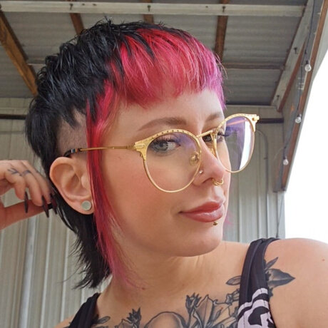 Fairfox FayVIP star adult galleries