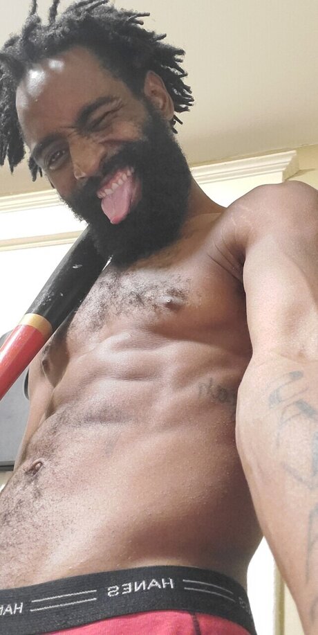 King Ding A Ling nude actress img